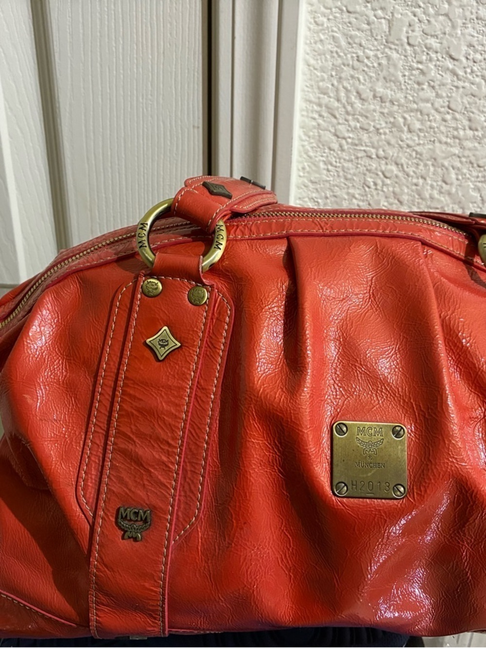 Pre Loved MCM Shoulder bag in good condition - Picture 2 of 9